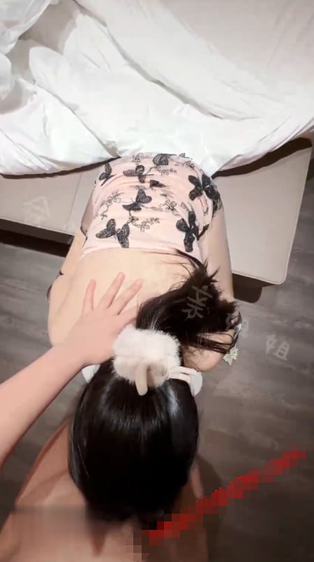 美女张开腿让男人桶爽的小说-在床上男脱女人的内衣メ...高清在线观看